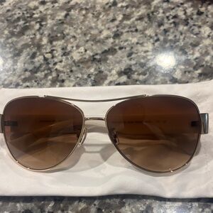 Coach Aviator Sunglasses Brown Gradient Lenses Silver Frame